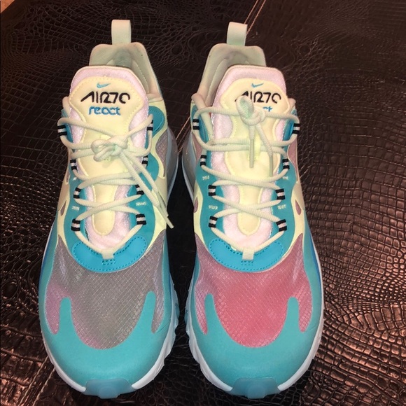 Nike Air Max 270 React - Picture 8 of 8